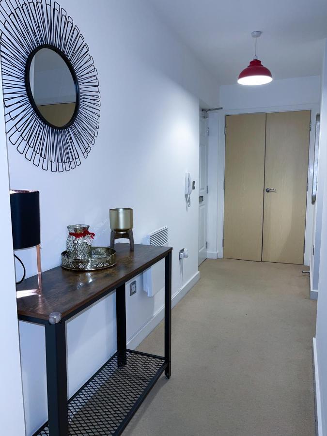 Апартаменти Station Side Penthouse Вулвергемптон Екстер'єр фото