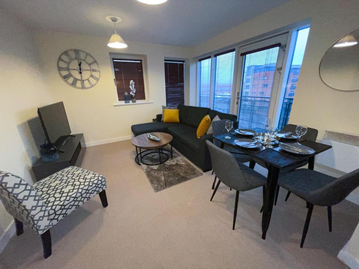 Апартаменти Station Side Penthouse Вулвергемптон Екстер'єр фото